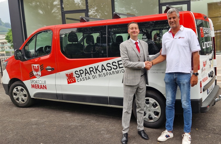 Nuovo pullmino per lo Sportclub Merano
