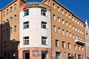 Prende avvio il restauro delle facciate della sede storica di Sparkasse