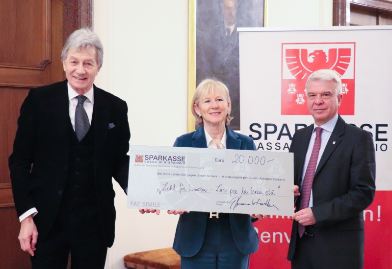 Conclusasi con successo la raccolta fondi tramite bancomat Sparkasse a sostegno dell’associazione “Luce per la Terza Età”:...