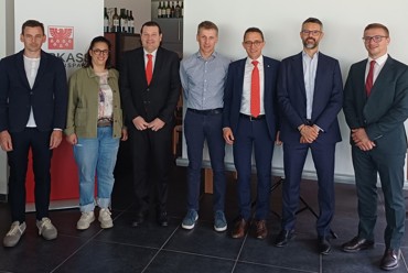 Stretta collaborazione tra Sparkasse  e i Vignaioli dell’Alto Adige