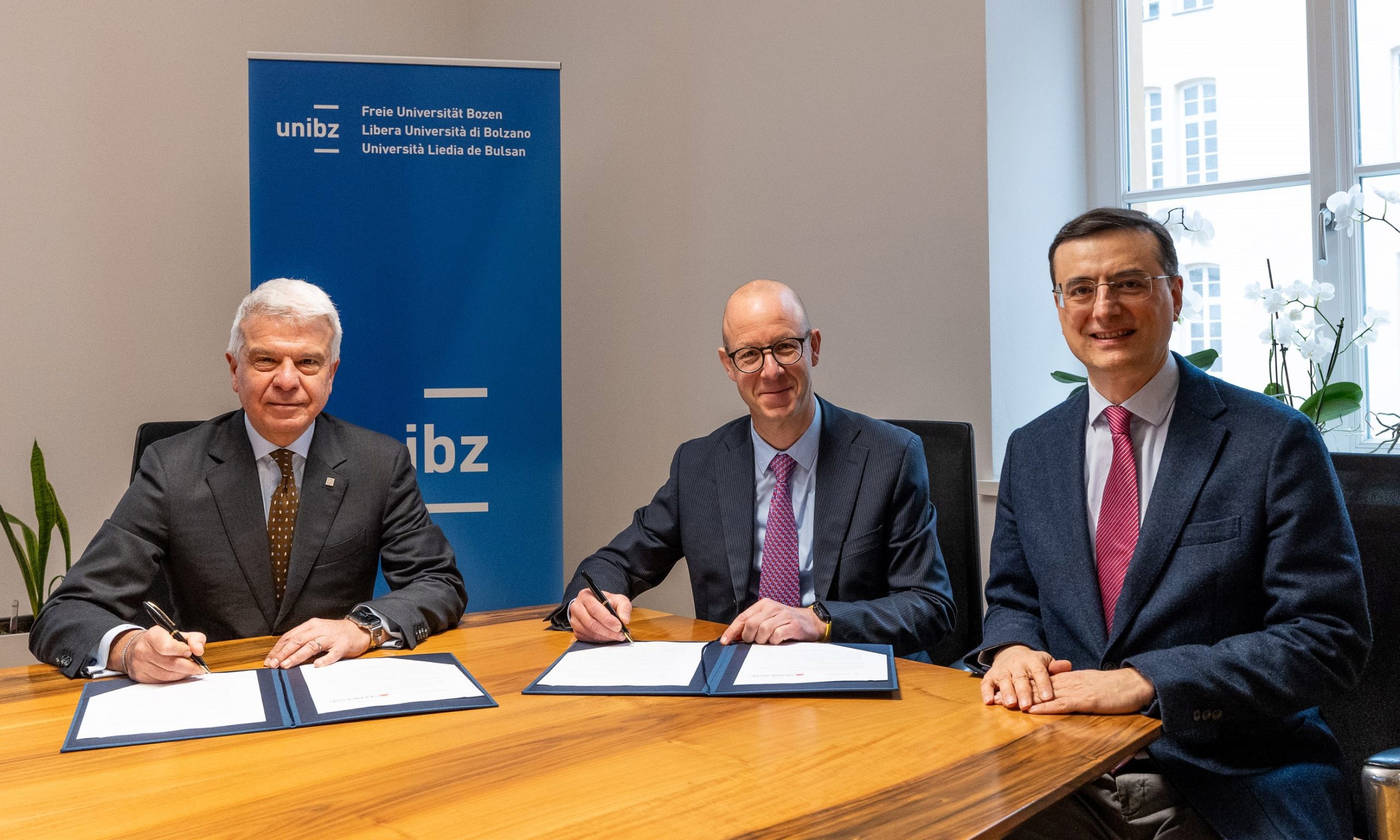Partnership Sparkasse & unibz: rinnovato l'accordo