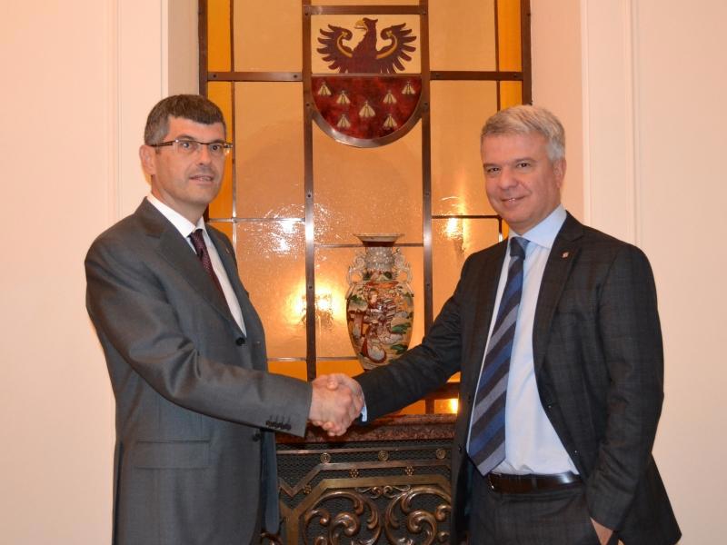 La Cassa di Risparmio sempre più vicina alle esigenze della clientela