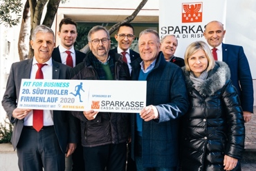 Corsa aziendale “Fit for business” festeggia l’anniversario con il nuovo partner Sparkasse
