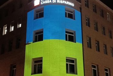 Guerra in Ucraina: donare 1€ a ogni prelievo presso i bancomat Sparkasse a sostegno degli aiuti Caritas