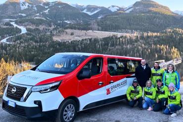 Nuovo pulmino targato Sparkasse per il Val di Fiemme Ski Team