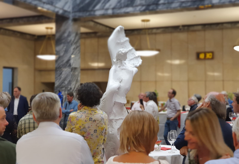 Mostra d’arte “Grazia – La donna e il sacro“: sculture di Paul Moroder