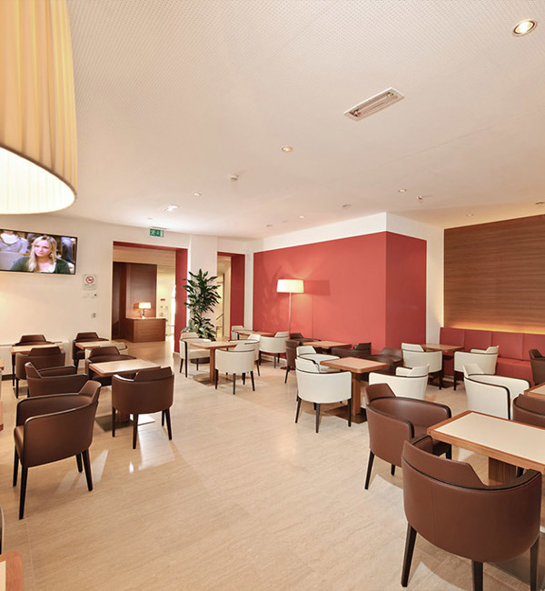 gallery_BarLounge_3.jpg