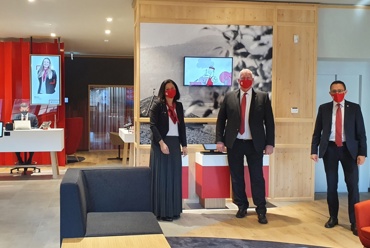 Innovativa filiale della Cassa di Risparmio ad Appiano