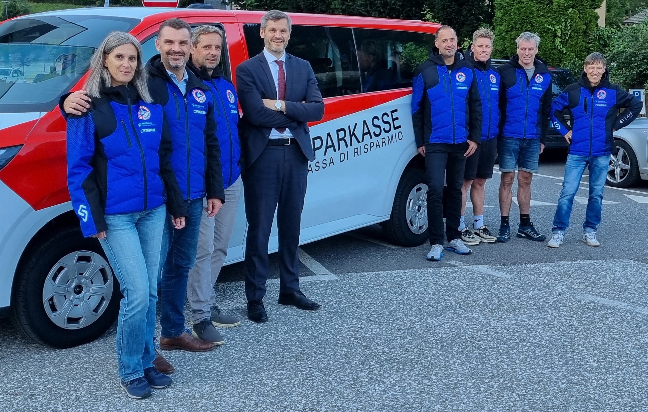 Nuovo pullmino per la società sportiva RG Wipptal nell'Alta Val d'Isarco