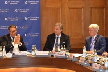 Tavola rotonda con il Presidente Kompatscher