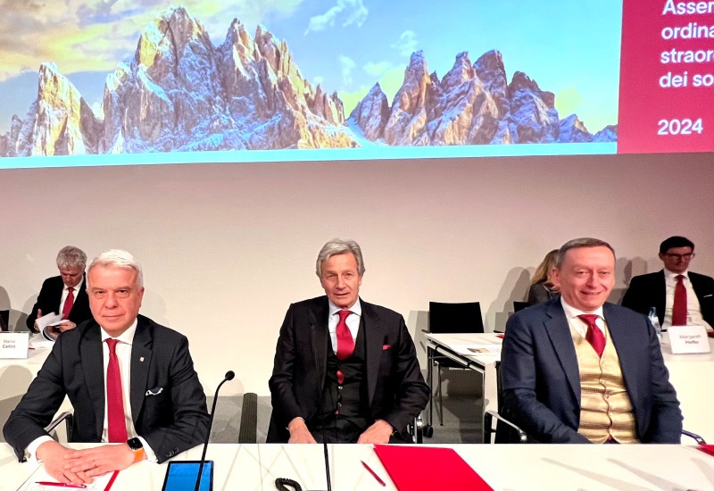 L’Assemblea dei Soci approva il bilancio. Utile netto consolidato raggiunge 82,2 milioni di euro e 55,0 milioni a livello ...