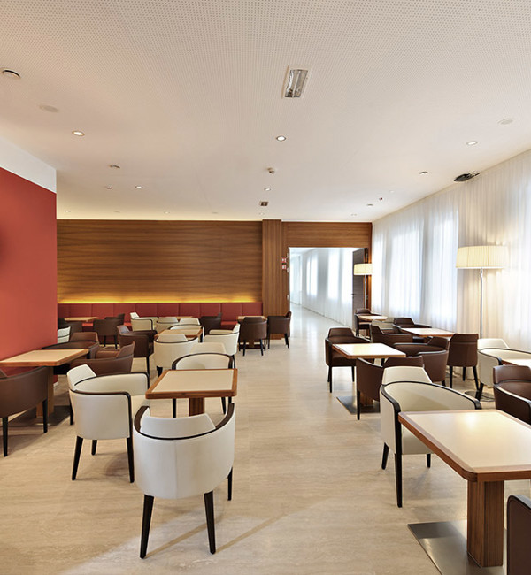 gallery_BarLounge_5.jpg