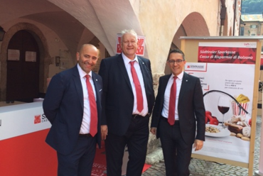 La Sparkasse presente ad „Artigianato sotto i portici“